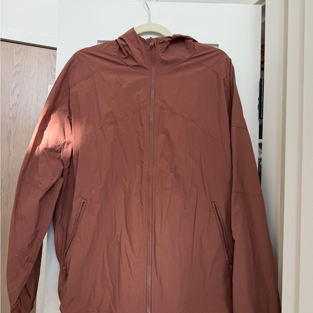ALO Yoga Men's Brown Windbreaker